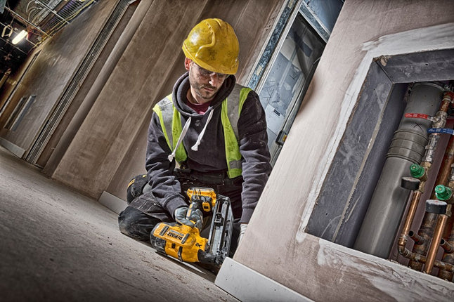 DeWalt Constructietacker DCN660D2 2.0 Ah 18V 2 St Accu