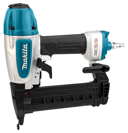Makita AT638A 8 bar Nietmachine (Narrow Crown)
