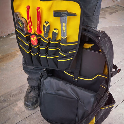 STANLEY FATMAX GEREEDSCHAPSRUGZAK OP WIELEN