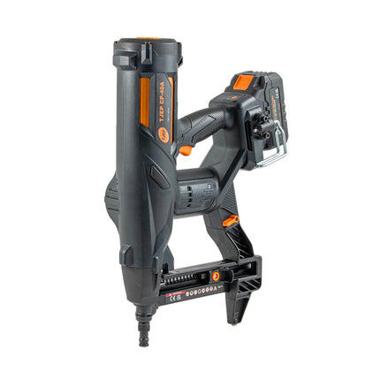TJEP CP-40A ACCU-BETONTACKER            2X 4.0AH 18V ACCU'S EN SNELLADER