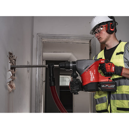 Afbeelding MILWAUKEE® m18 fuel™ 40 mm sds-max boor- en breekhamer met one-key™ M18 FHACO540