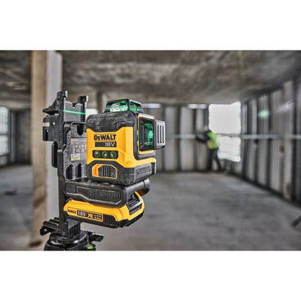 DEWALT 18V XR BRUSHLESS 2-DELIGE SET MET SCHROEF-/KLOPBOORMACHINE DCK2095D2T-QW