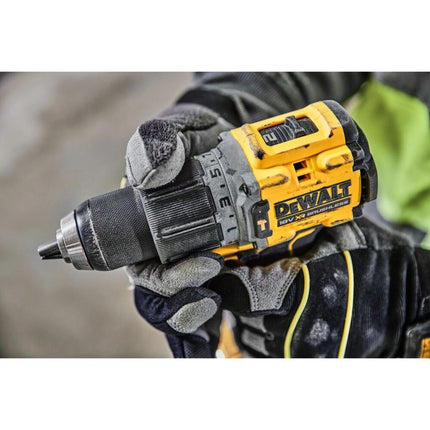 DEWALT 18V XR BRUSHLESS 2-DELIGE SET MET SCHROEF-/KLOPBOORMACHINE DCK2095D2T-QW