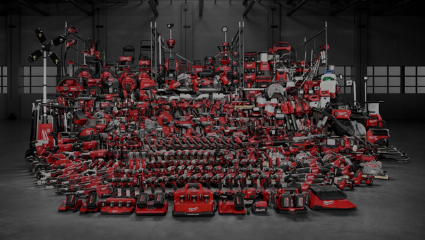 <h1>MILWAUKEE<br/>PACKOUT ACTIE</h1>