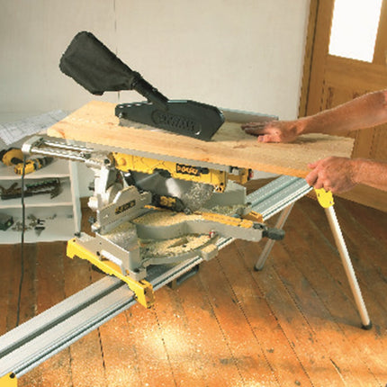 DeWALT Afkortzaagmachine D27112