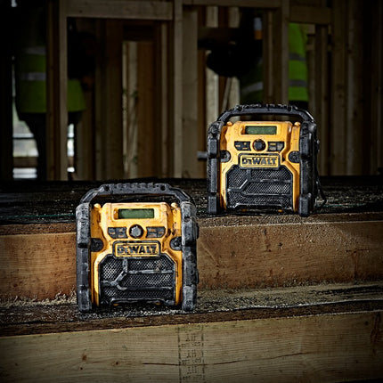 DeWALT Radio DCR019