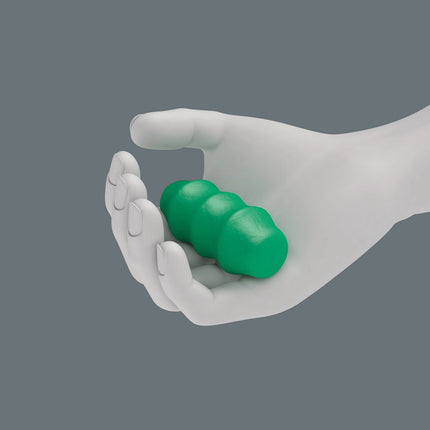 Het basisidee voor de oorspronkelijke Kraftform-greep - de hand bepaalt het ontwerp van de greep - heeft zich tot op de dag van vandaag uitstekend bewezen. Reeds in de 60er jaren heeft Wera in samenwerking met het wereldwijd bekende Fraunhofer-Institut für Arbeitswirtschaft und Organisation een schr