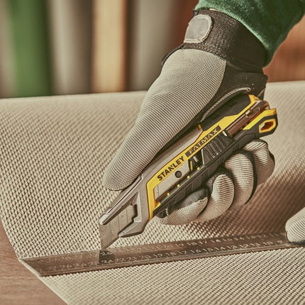 Afbeelding STANLEY fatmax afbreekmes quick snap 18mm FMHT10594-0