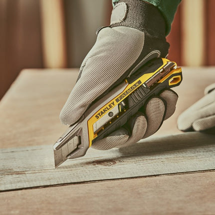 Afbeelding STANLEY fatmax afbreekmes quick snap 18mm FMHT10594-0