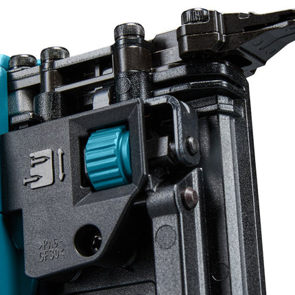 Afbeelding Makita 40 v max brad tacker FN001GZ
