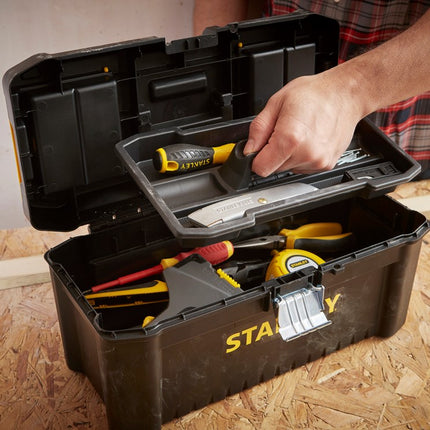 STANLEY GEREEDSCHAPKOFFER ESSENTIAL M 16