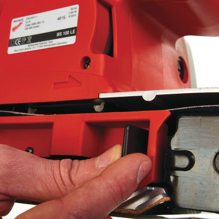 Milwaukee BS 100 LE Bandschuurmachine