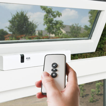 AXA Raamopener met afstandsbediening AXA Remote klepraam - 2902-00-98