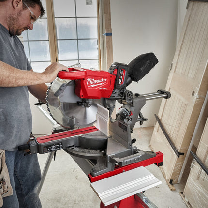 Milwaukee M18 FUEL™ ONE-KEY™ 305 mm afkortzaagmachine - 4933471205