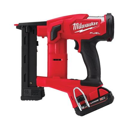 Milwaukee M18 FNCS18GS-202X Afwerkingstacker 18V (accu tacker)