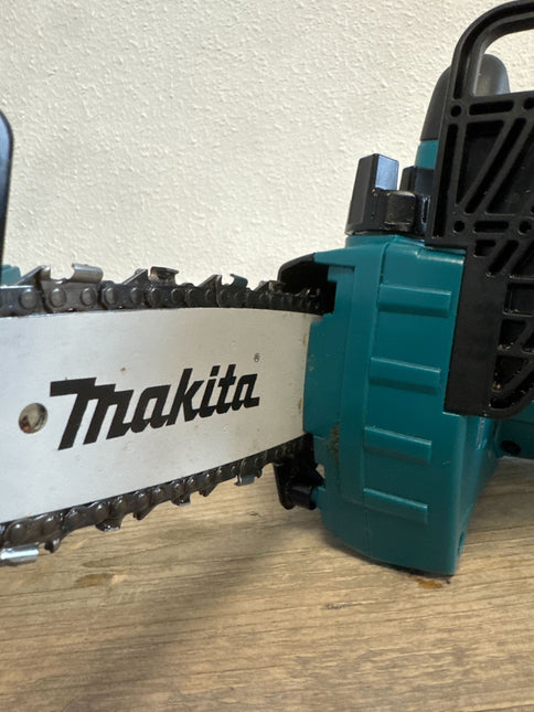 Makita DUC122ZK LXT 18V Tophandle Kettingzaag 11,5cm - Tweede Kans