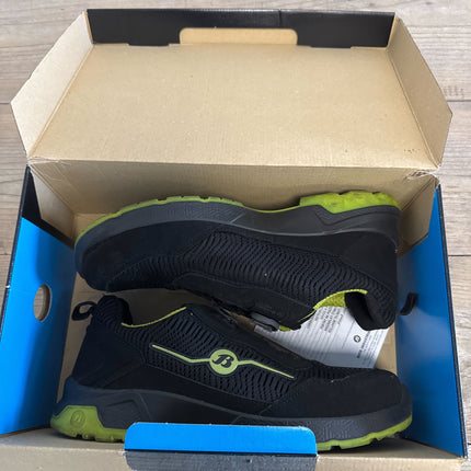 Bata Industrials SUMM FOUR Werkschoen S1P Laag Model - Maat 43 - Tweede Kans