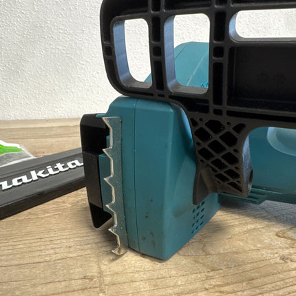 Makita UC4041A 230V Kettingzaag 1800W 40cm - 2de Kans