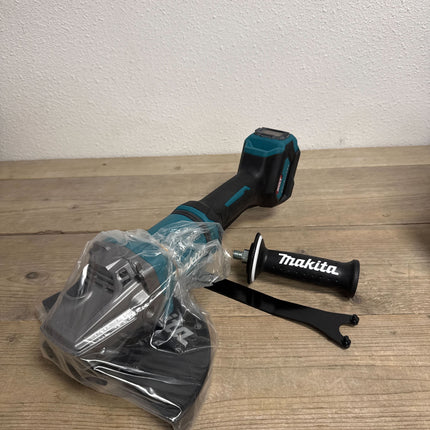 Makita GA038GZ04 40V Max Haakse Slijper 230mm - Tweede Kans